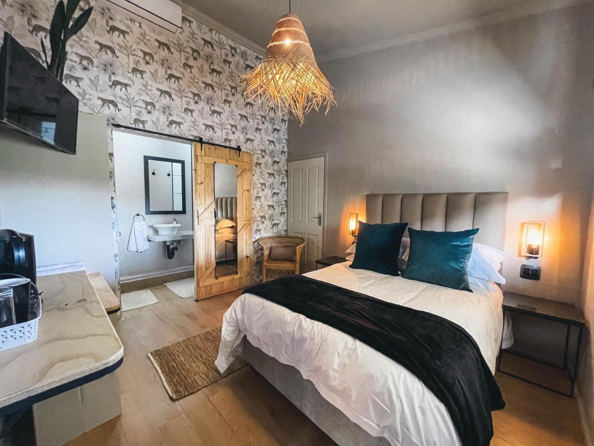 Le Bezz Guesthouse บัลลิโต ภายนอก รูปภาพ